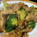 半熟王子's cooksnap of when they made ワサビでさっぱり！豚と舞茸のオイマヨ炒め.