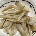 にゃんころり☆'s cooksnap of when they made 簡単小鉢☆新ごぼうの梅和え.