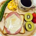 choco831's cooksnap of when they made お食事トースト☆メープル＋ハム＋チーズ.