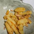 あゆみ0926's cooksnap of when they made じゃがいもとシーチキンのカレー炒め☆.
