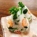 ちゃちゃまる26's cooksnap of when they made お花見弁当❀菜の花とエビの春色おにぎり❀.