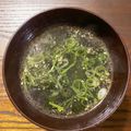 黒いエプロンのタイ人's cooksnap of when they made 焼き肉屋さんのわかめスープ♪.