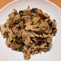 うっちゃりんこ's cooksnap of when they made しそ大量消費。しそと豚肉の炒め物.
