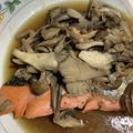はらぺこまさる's cooksnap of when they made 鮭のムニエルときのこのバターソテー.