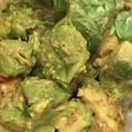 saki1010's cooksnap of when they made あと一品に！アボカドの鰹節しょうゆマヨ.