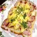 ☆なあなクック☆'s cooksnap of when they made 粗挽きウインナーとチーズたっぷりトースト.