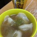 ちかりん（＾＾）'s cooksnap of when they made すぐおいしい！小松菜と餃子のスープ.