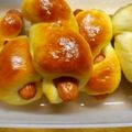クックHWB0QB☆'s cooksnap of when they made 手作りバターロール で ソーセージロール.