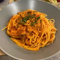“92ers”'s cooksnap of when they made 蟹缶de本格*蟹のトマトクリームパスタ.