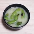 アクセル☆'s cooksnap of when they made 冷凍枝豆の味噌汁.