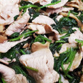 jcbsleepboo's cooksnap of when they made 豚肉とほうれん草ときのこの簡単炒め☆.