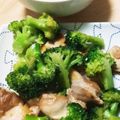 クックAXW647☆'s cooksnap of when they made 鶏肉とブロッコリーのオイスターソース炒め.