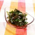 もすろー's cooksnap of when they made にらとわかめのナムル【作り置き】.
