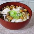 Yukiまむ's cooksnap of when they made なめことしめじの優しいお吸い物.