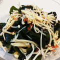 SATO_MIX's cooksnap of when they made えのきとわかめの梅かつお和え.