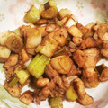 プラハの街並み's cooksnap of when they made 鶏むね肉と長ネギのマヨポン炒め.