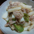 野菜大好きCHIE☆'s cooksnap of when they made 長芋と豚肉のバタぽん炒め.