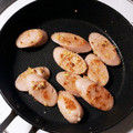 アクセル☆'s cooksnap of when they made おさかなのソーセージ☆粒マスタード炒め.