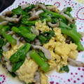 myukitty's cooksnap of when they made しめじとほうれん草の卵炒め.