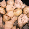 あずまち's cooksnap of when they made 甘辛♪ 新じゃがと手羽中の煮っころがし.