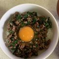マトリョーシカ1号's cooksnap of when they made スピードメニュー♪ ニラ玉そぼろ丼.