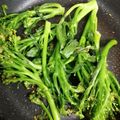 ひろぅみん's cooksnap of when they made 簡単★茎ブロッコリーのソテー.