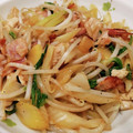 やまったくん's cooksnap of when they made 栄養満点 セロリの葉ともやし炒め.
