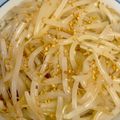 ポムポムポヨコ's cooksnap of when they made 超簡単！！レンチンもやしのナムル.