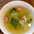 料理に目覚めた高校生's cooksnap of when they made 簡単節約絶品出し汁ビーフジャーキースープ.