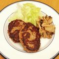ゆきっちん。's cooksnap of when they made 主な材料三つで肉肉しいハンバーグ♡.