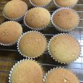 田舎のオバちゃん's cooksnap of when they made バレンタイン簡単お店並みの絶品マドレーヌ.