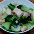 ポニーリボン's cooksnap of when they made 簡単一品！青梗菜と厚揚げの塩ニンニク炒め.
