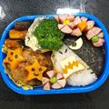 うまなす's cooksnap of when they made 水族館遠足＊簡単サメおにぎりのキャラ弁！.