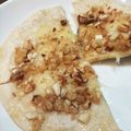 りたマンマ's cooksnap of when they made トルティーヤで作る、ゴルゴンゾーラピザ♪.