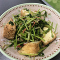 クックAB781E☆'s cooksnap of when they made 豆苗とカニカマのごまポン炒め.