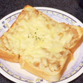 白っぽいクマ's cooksnap of when they made 簡単☆冷凍作り置きツナマヨコーントースト.