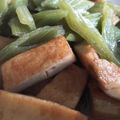 ねこたんい's cooksnap of when they made ふきとさつま揚げの炒め煮.