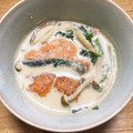 ajun0219's cooksnap of when they made 鮭とほうれん草のクリーム煮.