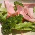 レアレアチーズ's cooksnap of when they made カリカリハムと粉チーズで炒め物★.