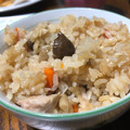 Sa〜ちゃん's cooksnap of when they made 鶏とシメジの炊き込みご飯.
