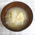 ゆづキッチン's cooksnap of when they made 白菜と油揚げの味噌スープ.