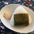 ☆hikonyan☆'s cooksnap of when they made 朝食に☆コンビニの和風ツナマヨおにぎり.