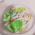 さとりざ's cooksnap of when they made 超簡単！もやしとカニカマとレタスのサラダ.