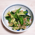 アクセル☆'s cooksnap of when they made 叩き胡瓜とキヌサヤのピリ辛和え.