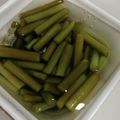 クックNT0JEL☆'s cooksnap of when they made つわぶき 灰汁抜き処理・ツルツル皮むき.