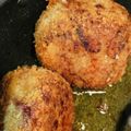 ぎっこ♬'s cooksnap of when they made 残りカレーで☆簡単☆ライスコロッケ！！.