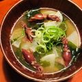 azbjbn's cooksnap of when they made ほたるいか【蛍烏賊とワカメのお味噌汁】.