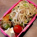 ばたみそーぱん☆'s cooksnap of when they made シャキシャキもやしのそぼろ醤油焼きそば.
