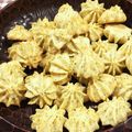 dmc10's cooksnap of when they made サラダ油でさくさく絞り出しクッキー.
