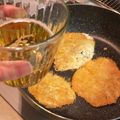 junko♘'s cooksnap of when they made ピザ用チーズのフライパンでカリカリ焼き.